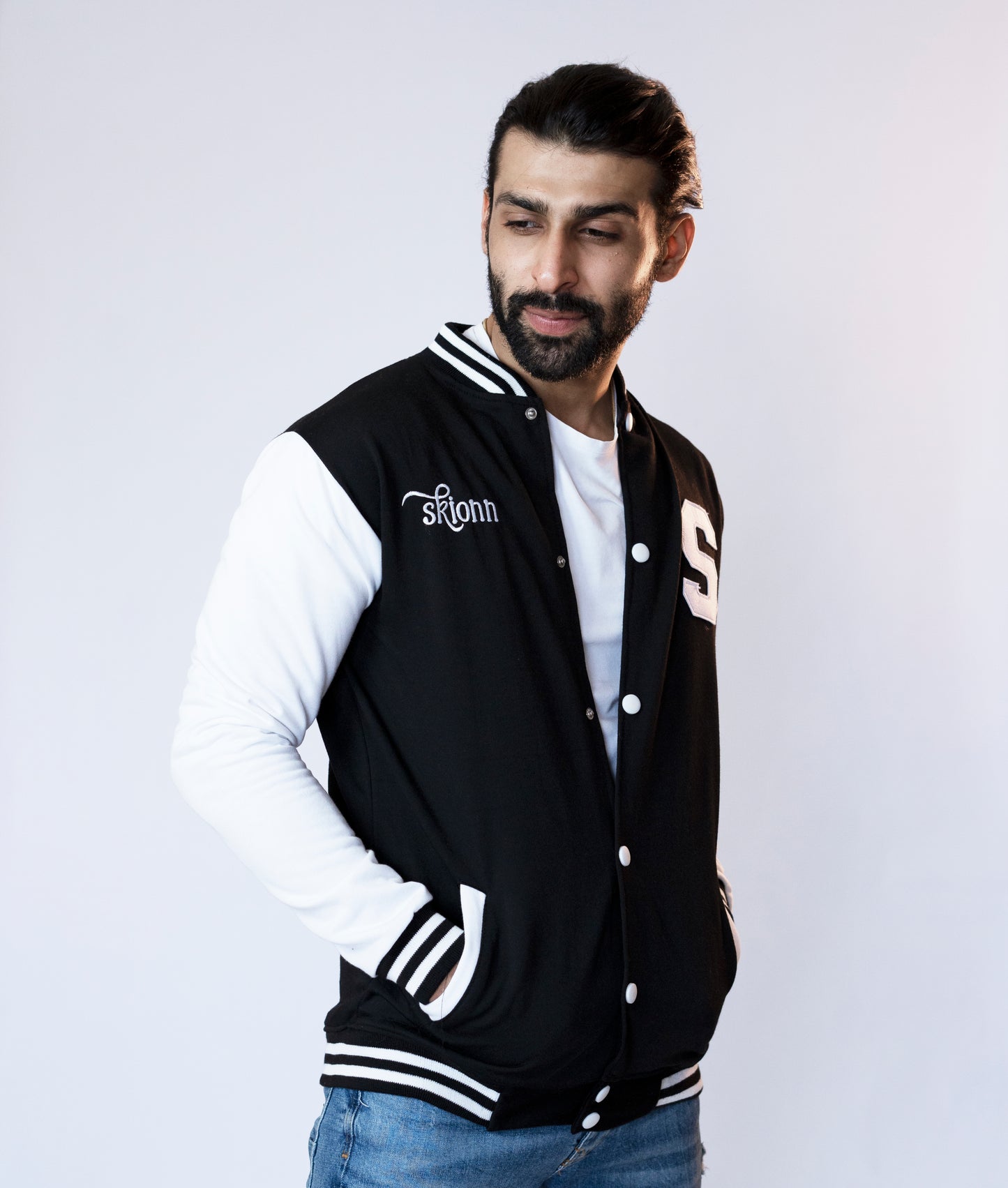 The Jock Jacket: The Black Panther Jock Jacket(BLACK)